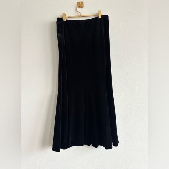 Elementz Dresses & Skirts - Y2K Elementz Black Velvet Flared Midi Skirt Size L Soft Stretch 2000s Goth Glam